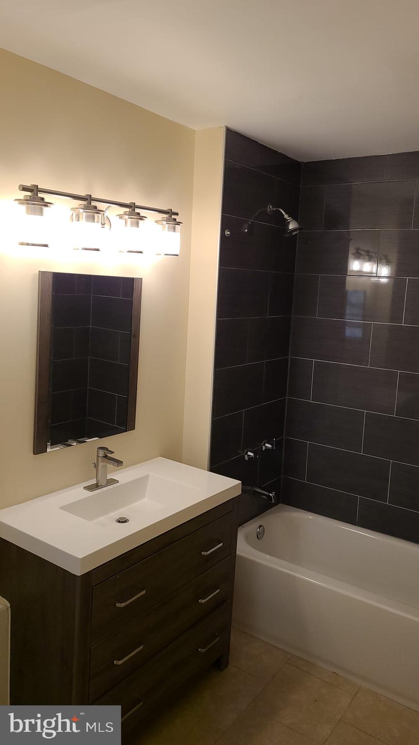 7290 Kindler Road Columbia, MD 21046 - Photo 18 of 30 MASTER BATHROOM