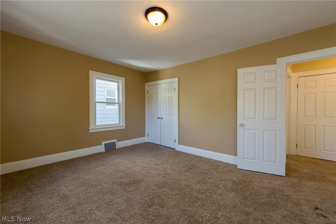 3380 Berkeley Road Cleveland, OH 44118 - Photo 19 of 35