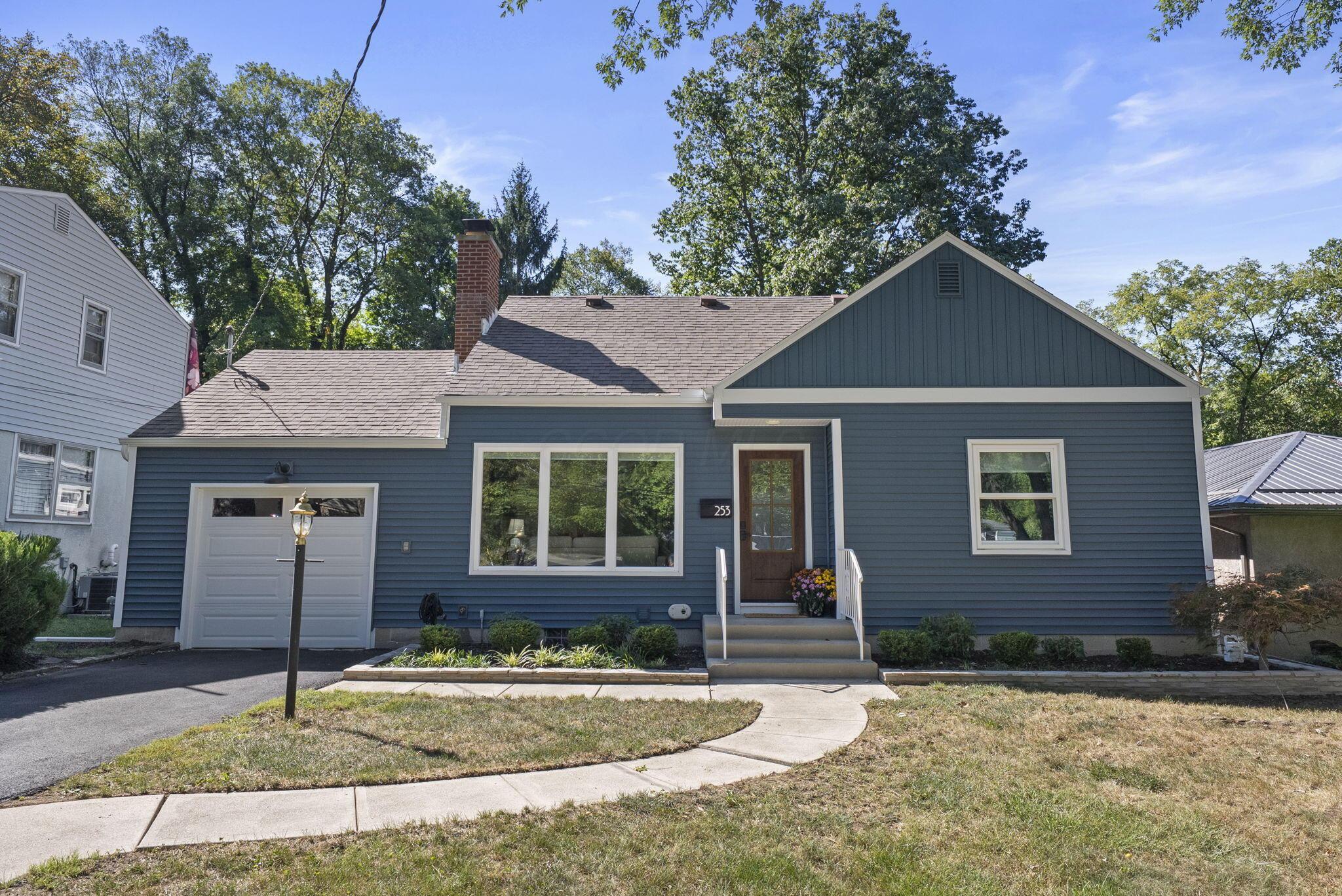 253 Fenway Road Columbus, OH 43214 - Photo 2 of 40 Front Exterior