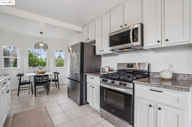 $860,000 | 4006 Lincoln Avenue, Oakland, CA 94602