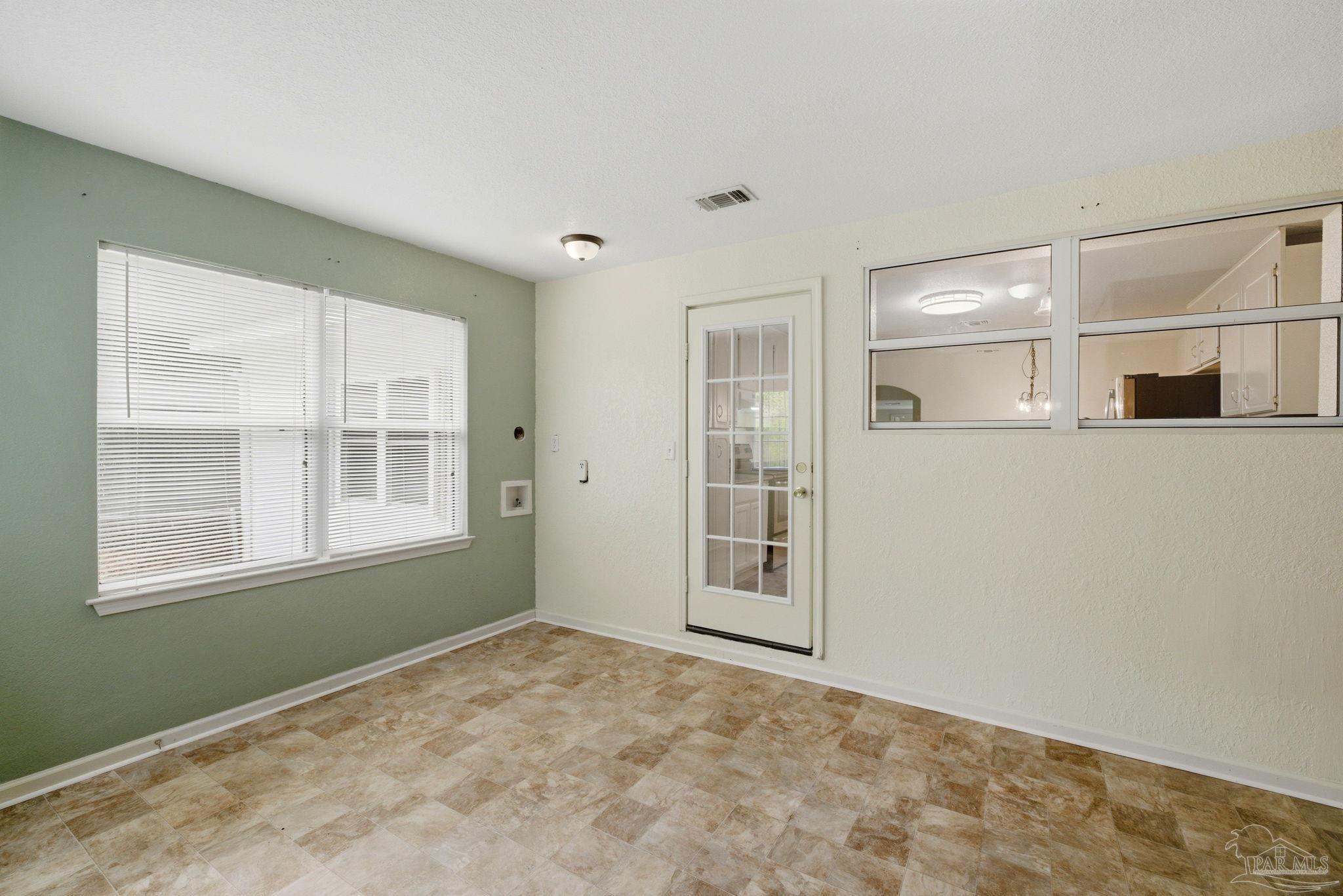 6960 Klondike Road Pensacola, FL 32526 - Photo 15 of 38