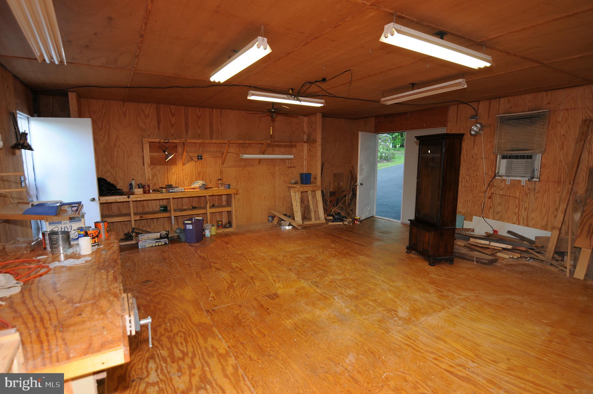 1525 State Road Coopersburg, PA 18036 - Photo 11 of 54 Gallery Image 11