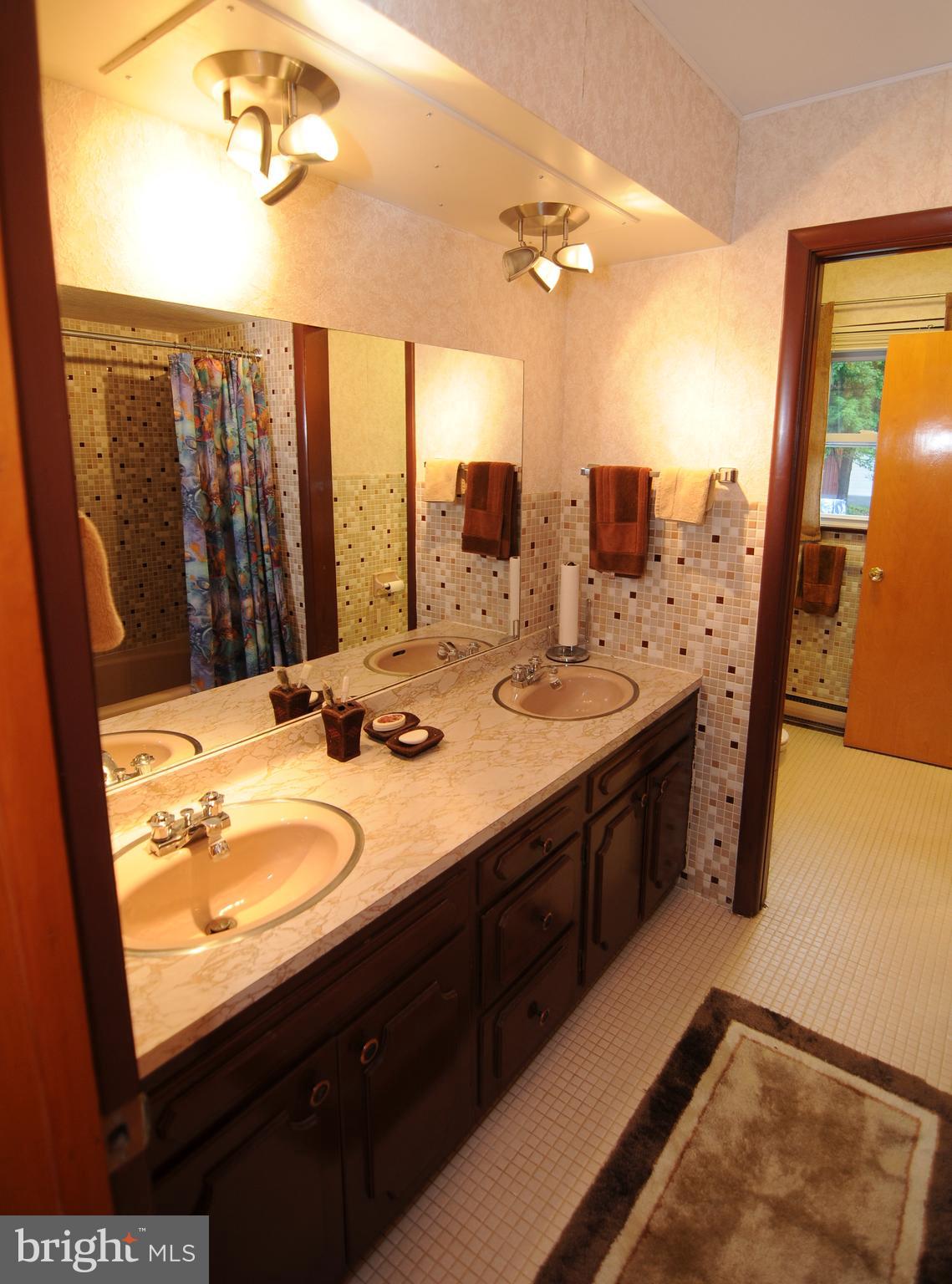 1525 State Road Coopersburg, PA 18036 - Photo 30 of 54 Gallery Image 30
