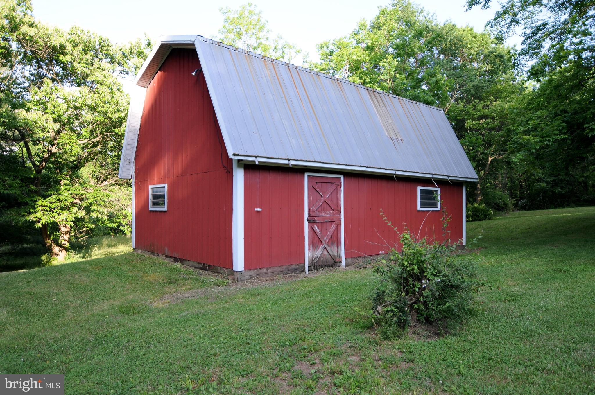 1525 State Road Coopersburg, PA 18036 - Photo 40 of 54 Gallery Image 40