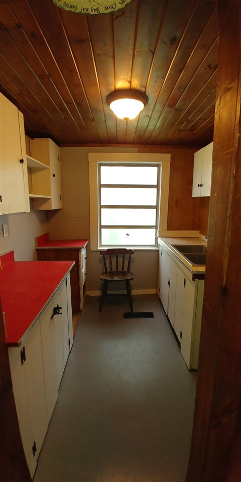 2050 Newfane Road Newfane, VT 05345 - Photo 3 of 17