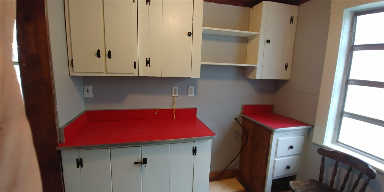 2050 Newfane Road Newfane, VT 05345 - Photo 4 of 17