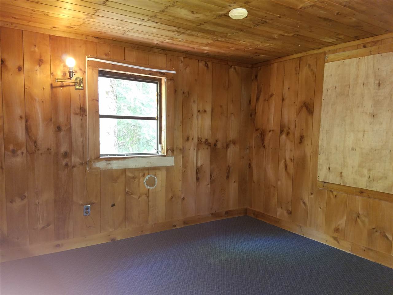 2050 Newfane Road Newfane, VT 05345 - Photo 9 of 17