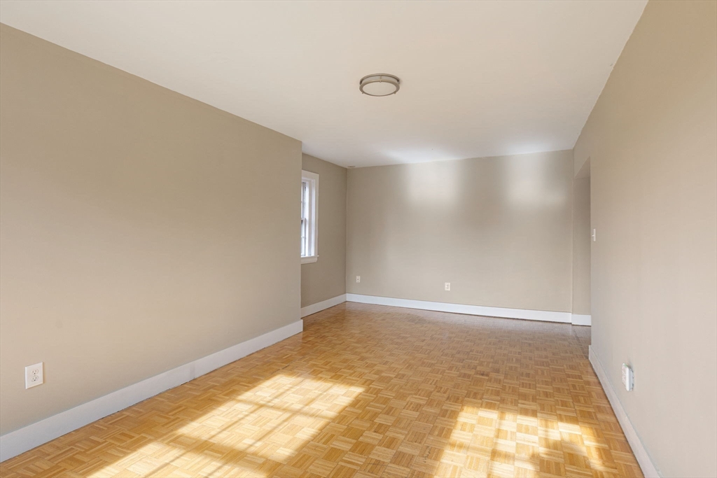 14 Chestnut Street, Unit 4 Boston, MA 02108 - Photo 5 of 12 a view of room