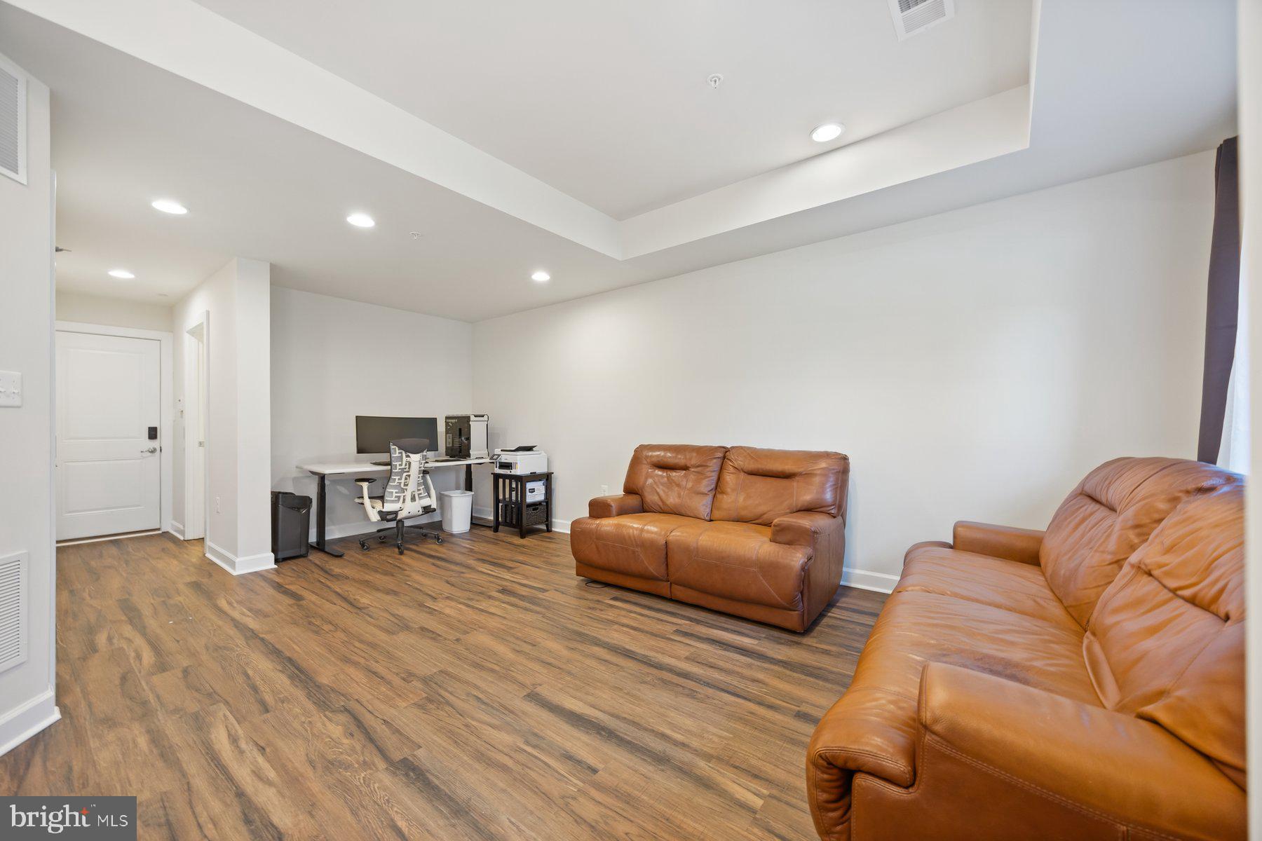 7656 Telamon Way Hanover, MD 21076 - Photo 6 of 35 Family Room