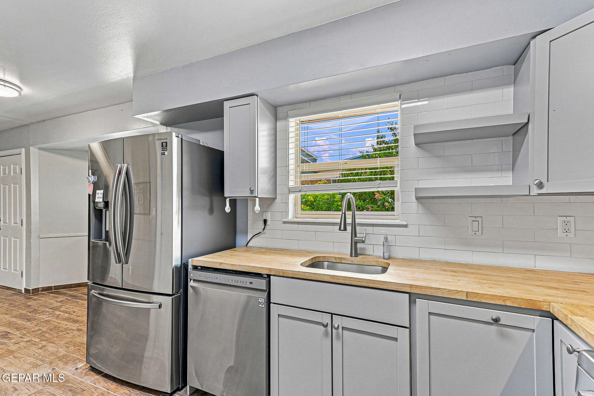 10301 Darin Road El Paso, TX 79925 - Photo 14 of 38 11-web-or-mls-IMG_7747