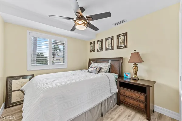$2,550,000 | 21520-522 Indian Bayou Drive, Fort Myers Beach, FL 33931