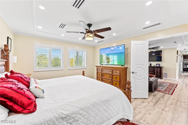 $2,995,000 | 21520-522 Indian Bayou Drive, Fort Myers Beach, FL 33931