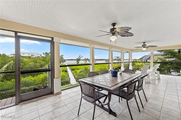 $2,550,000 | 21520-522 Indian Bayou Drive, Fort Myers Beach, FL 33931