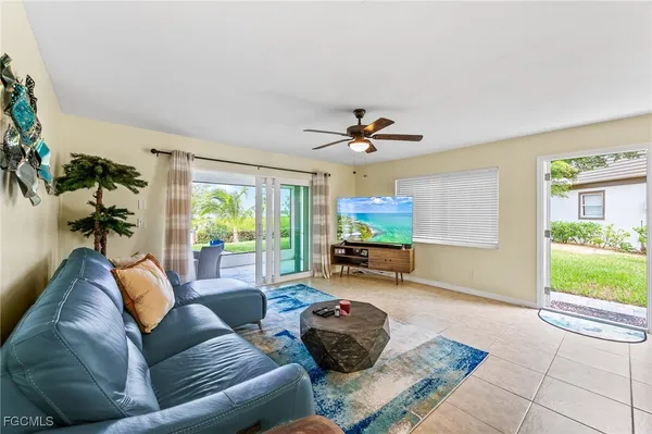 $2,550,000 | 21520-522 Indian Bayou Drive, Fort Myers Beach, FL 33931