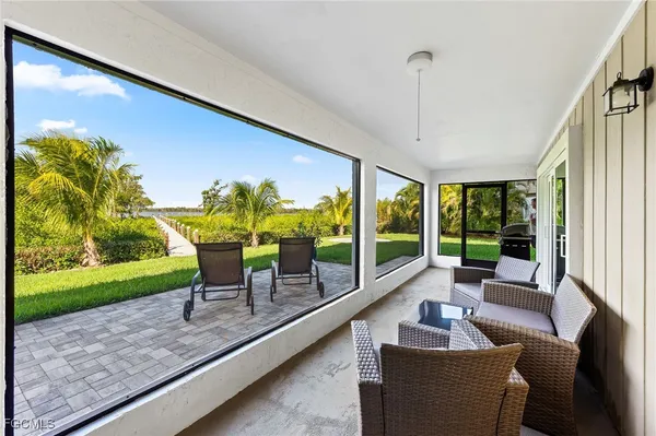 $2,550,000 | 21520-522 Indian Bayou Drive, Fort Myers Beach, FL 33931