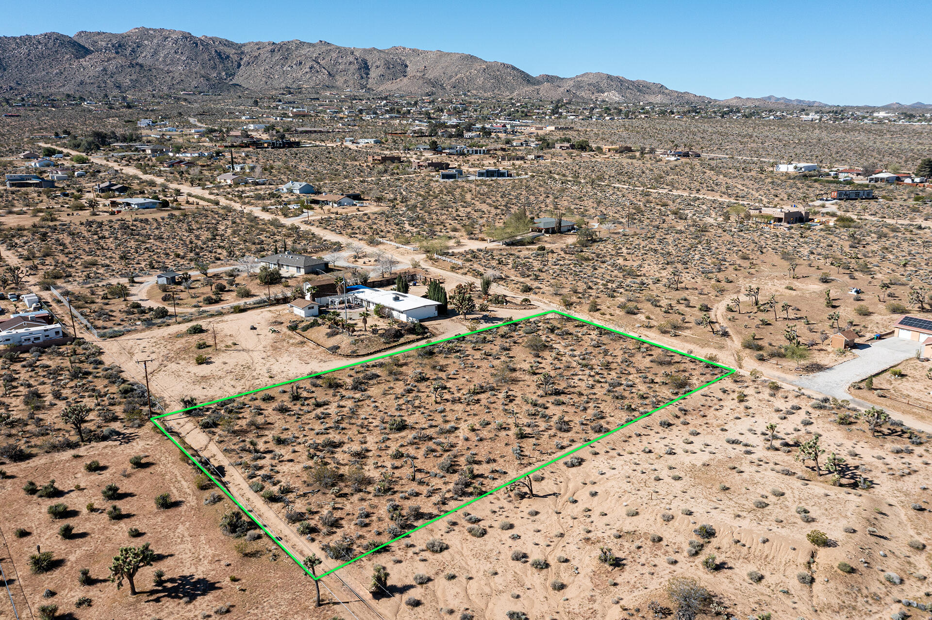 102 Saddleback Road Joshua Tree, CA 92252 - Photo 2 of 18 DJI_0038