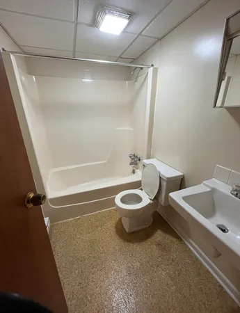 $687 | 70 Franks Court, Unit 4, Collinsville, VA 24078