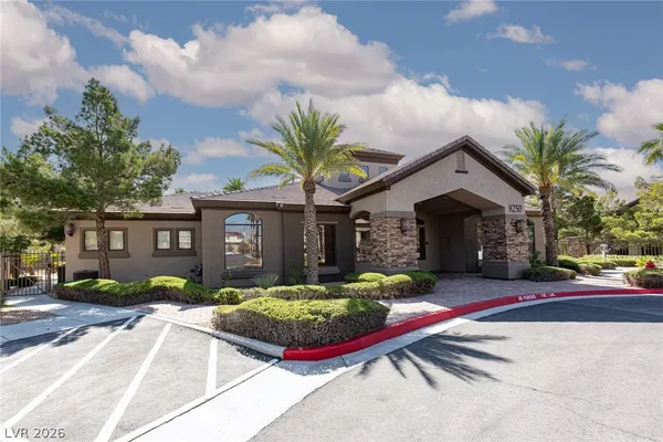 $1,250 | 8250 North Grand Canyon Drive, Unit 2144, Las Vegas, NV 89166
