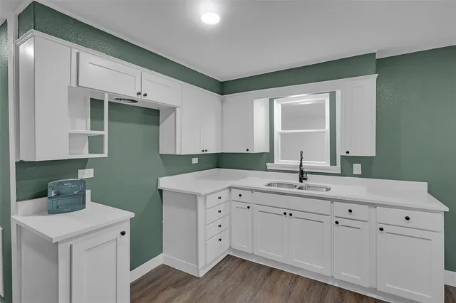 $2,300 | 611 West College Street, Jacksboro, TX 76458