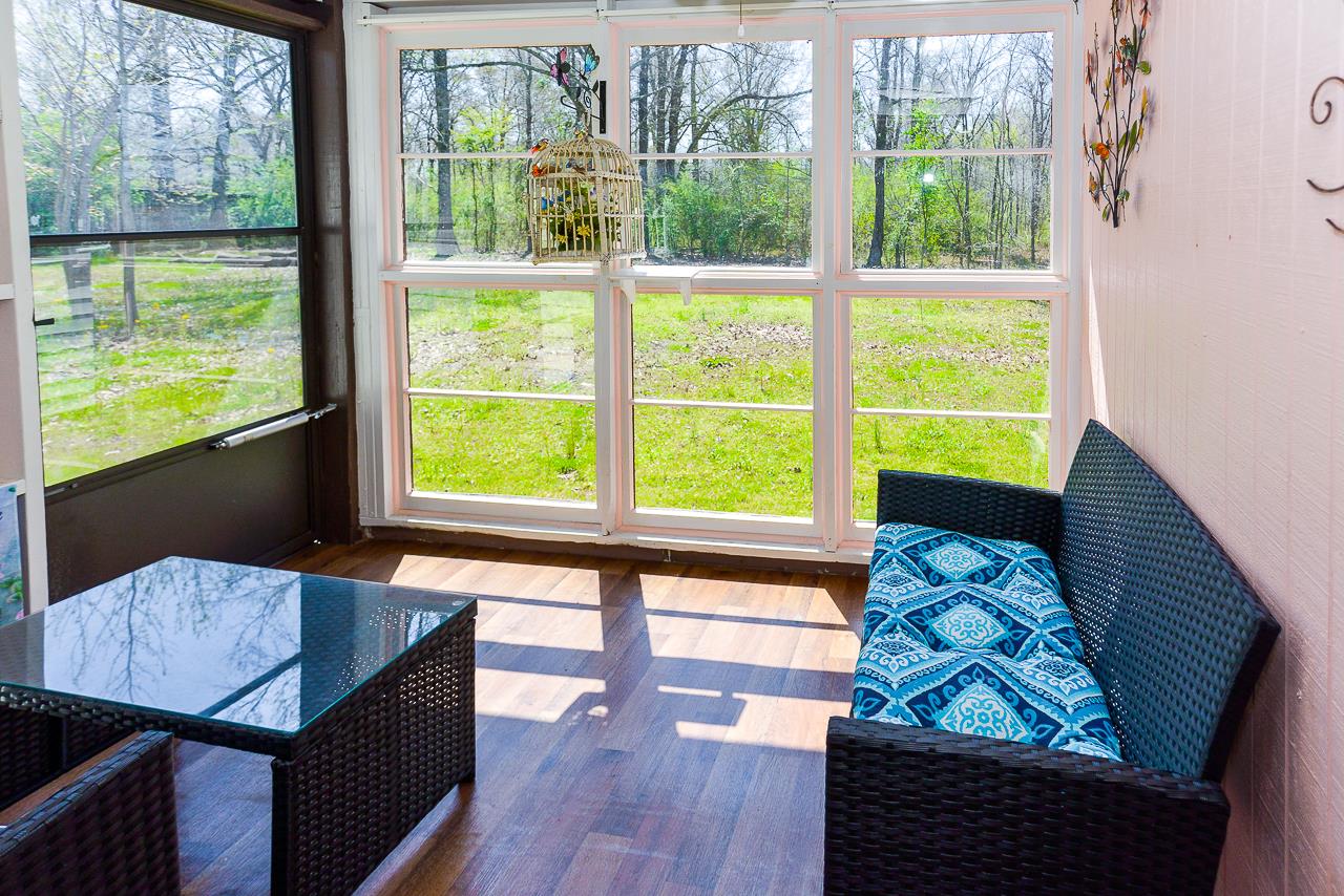 469 Limestone Road Elora, TN 37328 - Photo 20 of 30 a view of a two chairs in the balcony