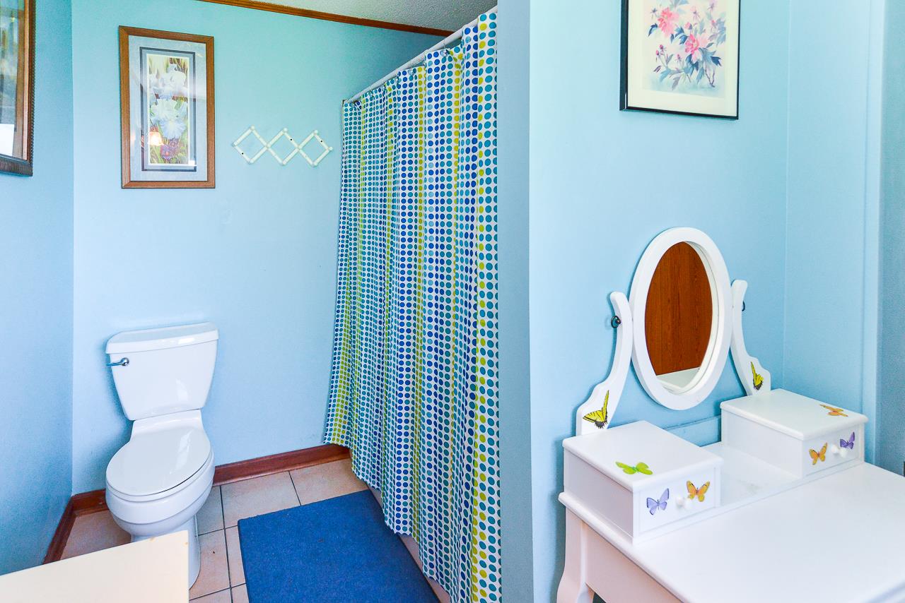 469 Limestone Road Elora, TN 37328 - Photo 25 of 30 a bathroom with a toilet and a sink