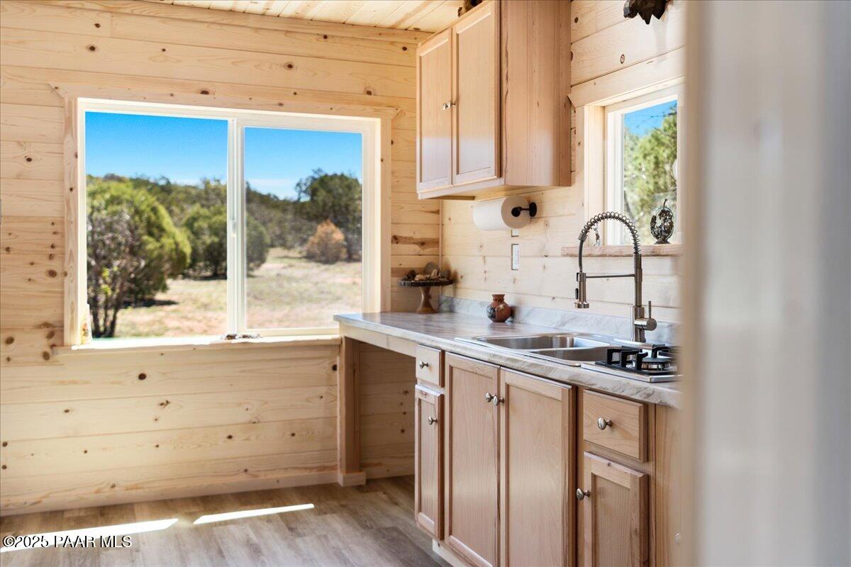 453 Arizona Road Ash Fork, AZ 86320 - Photo 11 of 22 11-Kitchen Detail