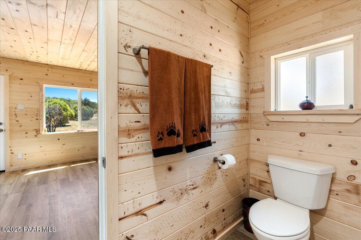 453 Arizona Road Ash Fork, AZ 86320 - Photo 15 of 22 15-Bathroom