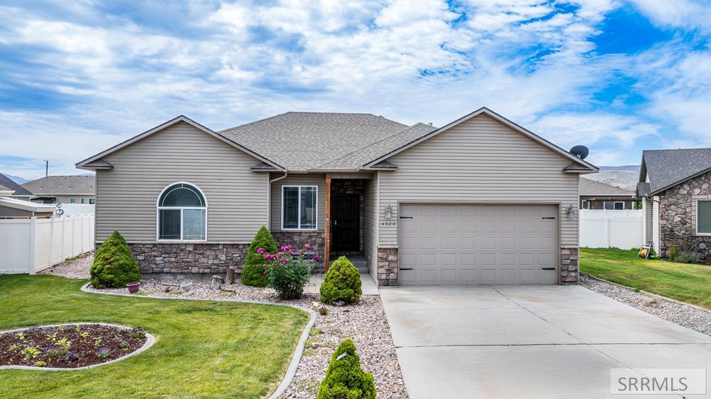 4520 Hershey Loop Chubbuck, ID 83202 - Photo 1 of 43 Main View