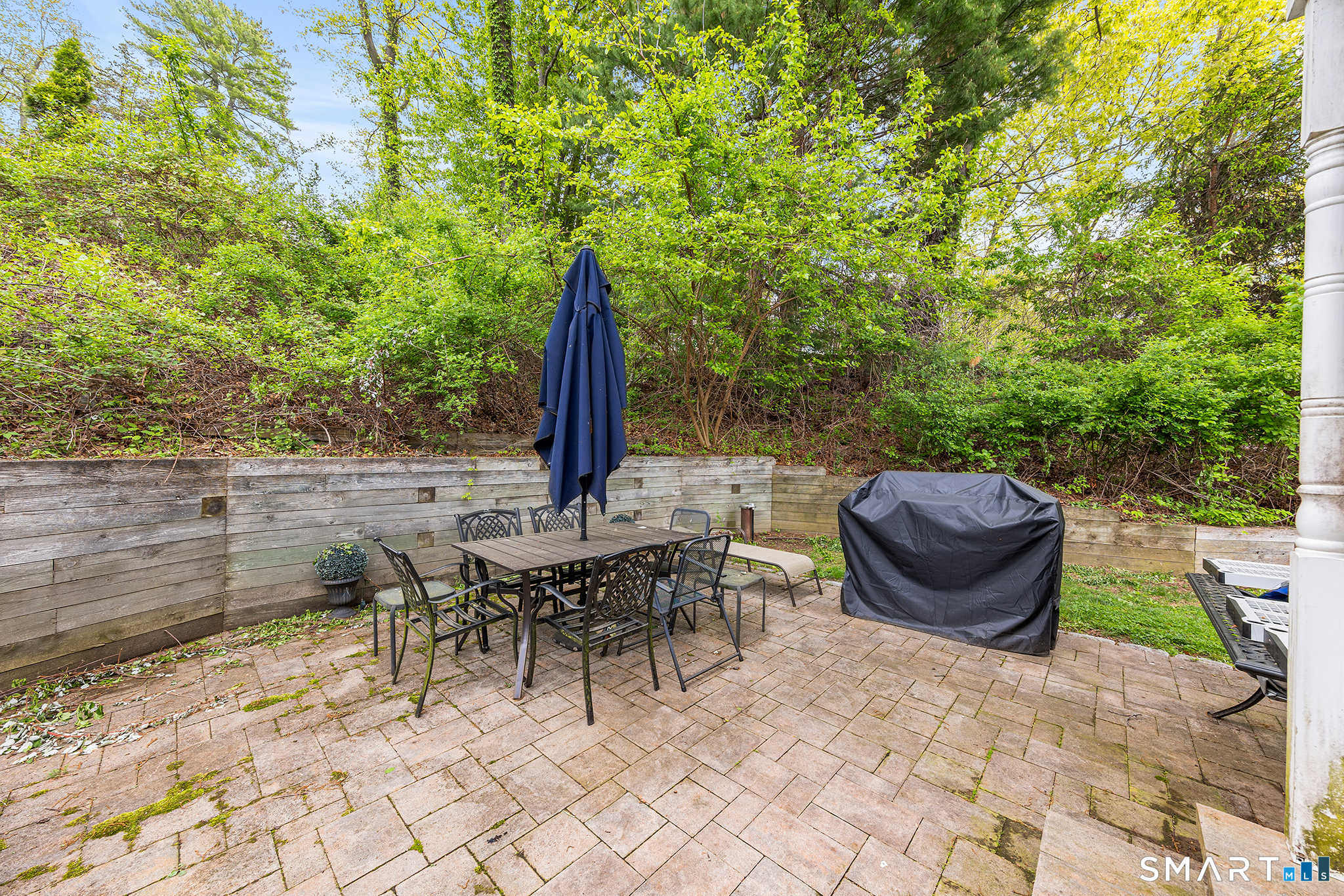 557 Candlewood Lake Road Brookfield, CT 06804 - Photo 25 of 33