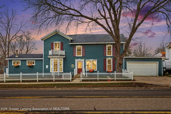 $255,000 | 502 West State Street, St. Johns, MI 48879