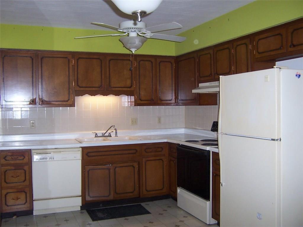 3640 Rahke Road Indianapolis, IN 46217 - Photo 13 of 27 Gallery Image 13