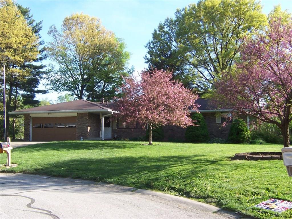 3640 Rahke Road Indianapolis, IN 46217 - Photo 9 of 27 Gallery Image 9