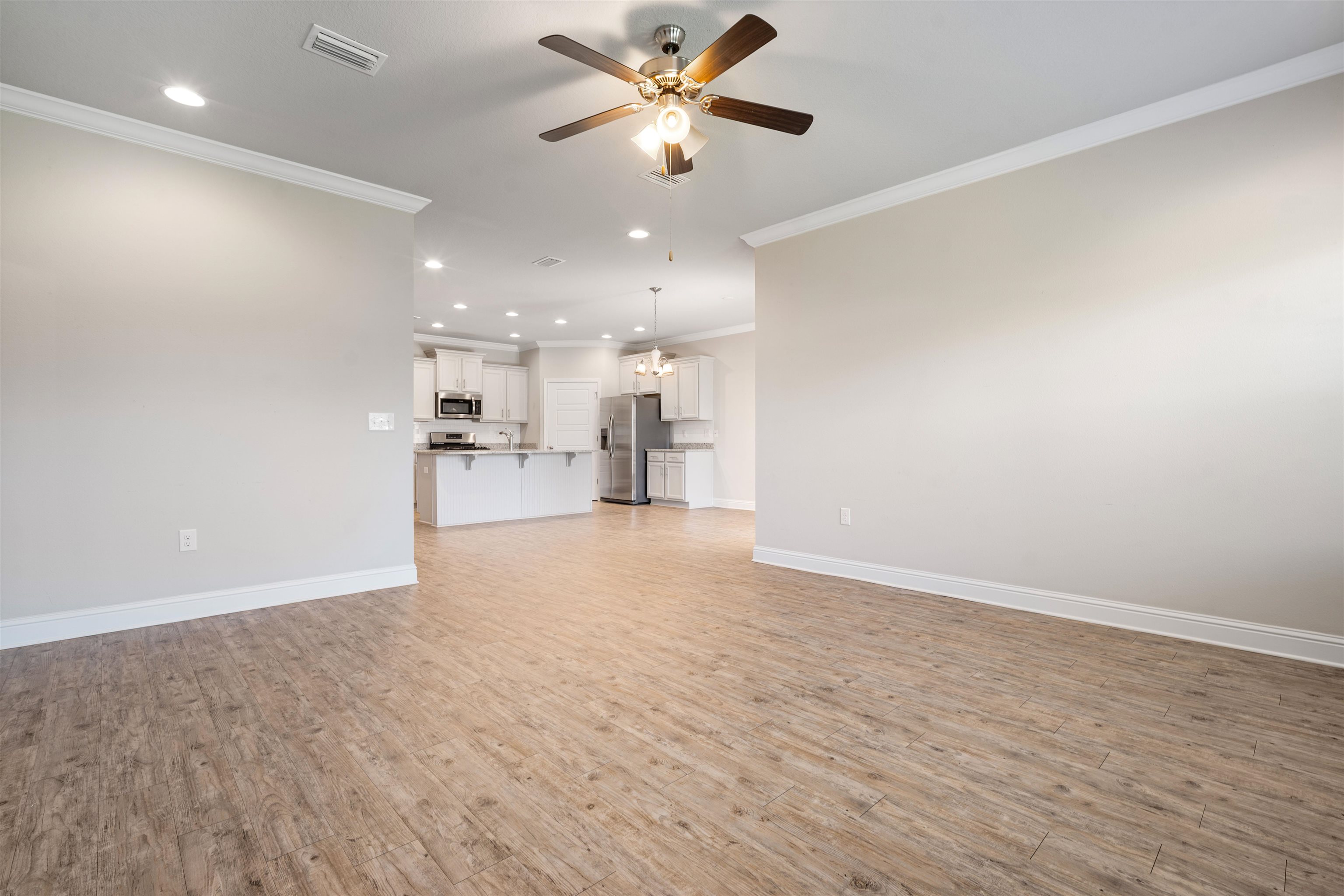 24479 Kipling Court Daphne, AL 36526 - Photo 4 of 41 Living Room
