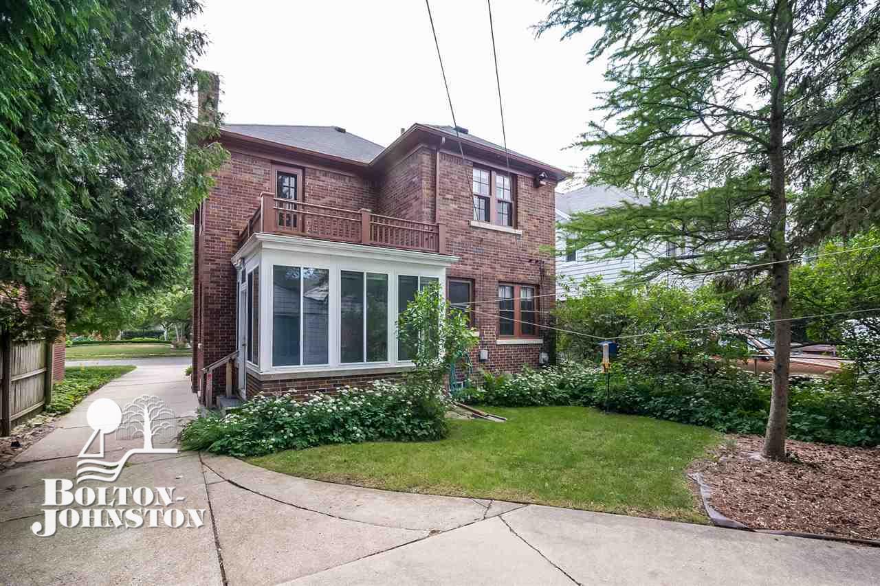 264 McMillan Road Grosse Pointe Farms, MI 48236 - Photo 32 of 38