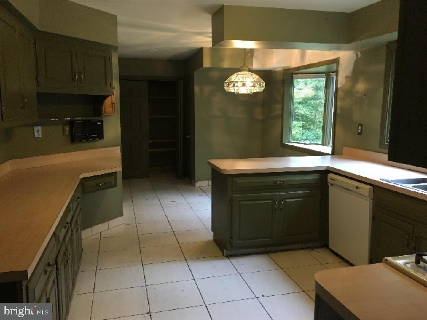 353 Millstone Road Clarksburg, NJ 08510 - Photo 11 of 17 Gallery Image 11