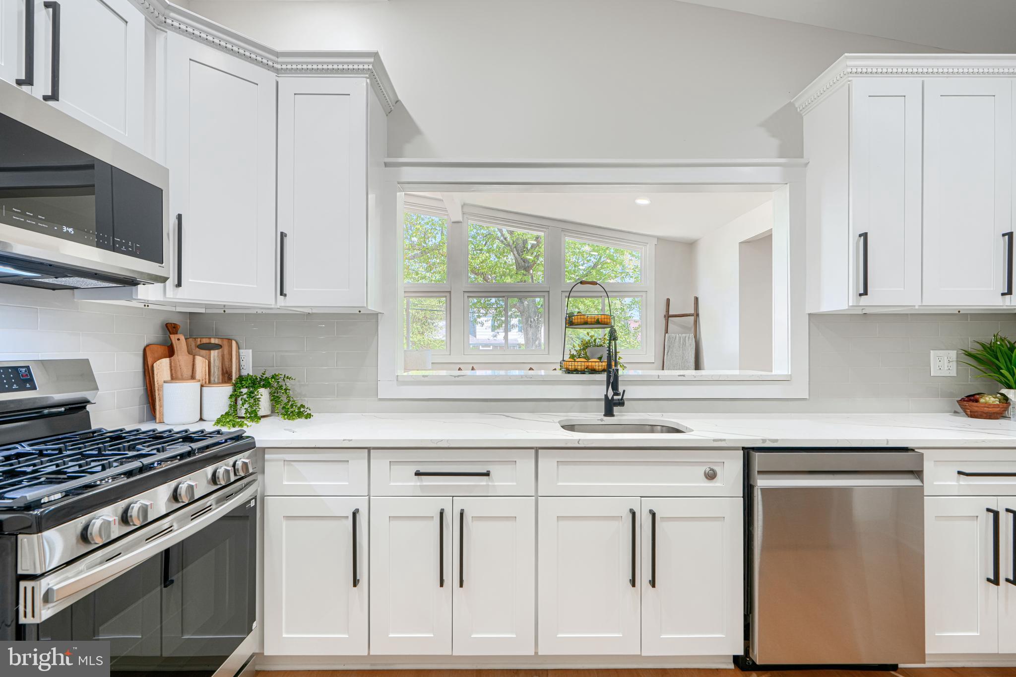 11514 Lovejoy Street Silver Spring, MD 20902 - Photo 33 of 73