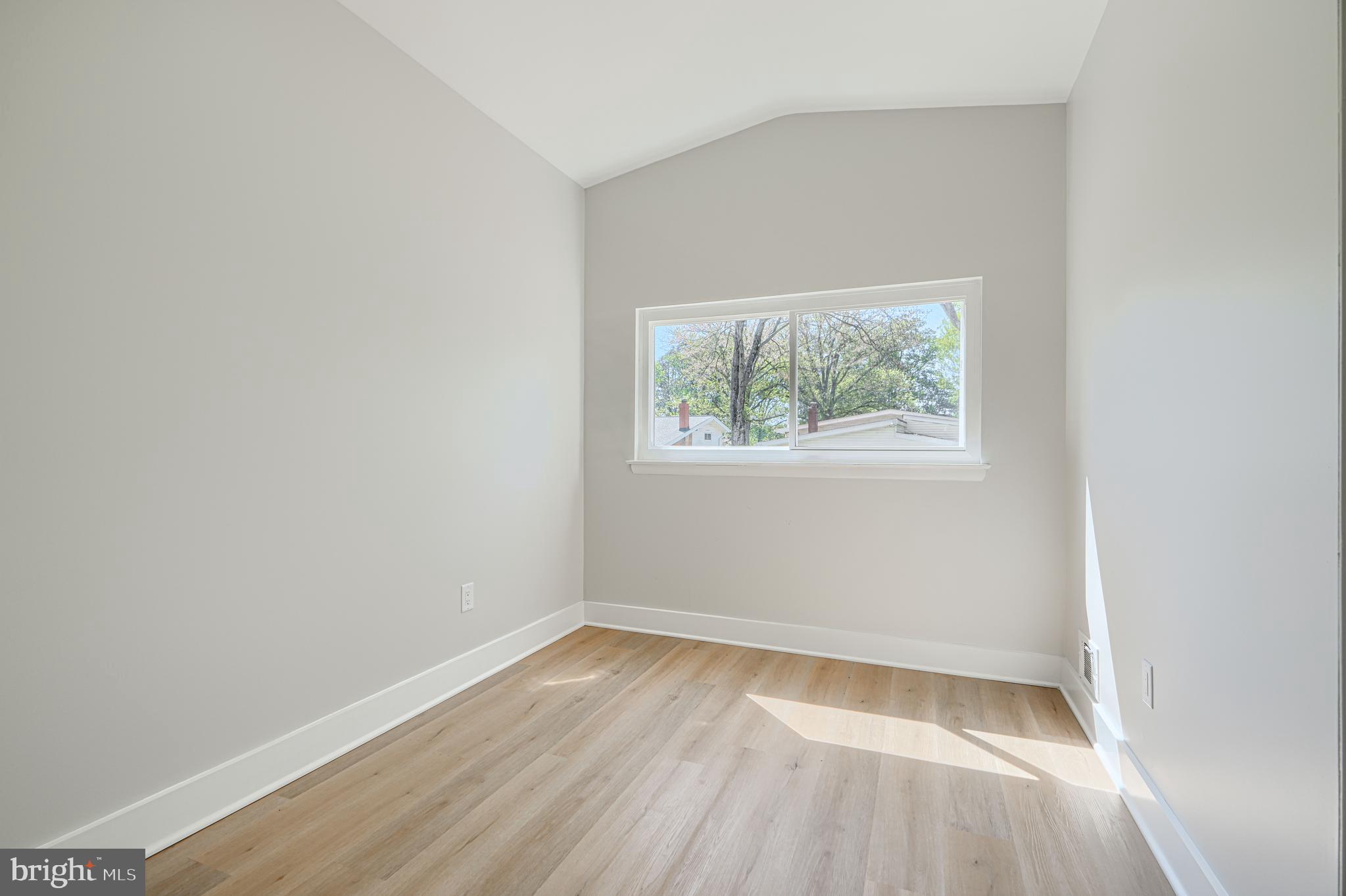 11514 Lovejoy Street Silver Spring, MD 20902 - Photo 43 of 73