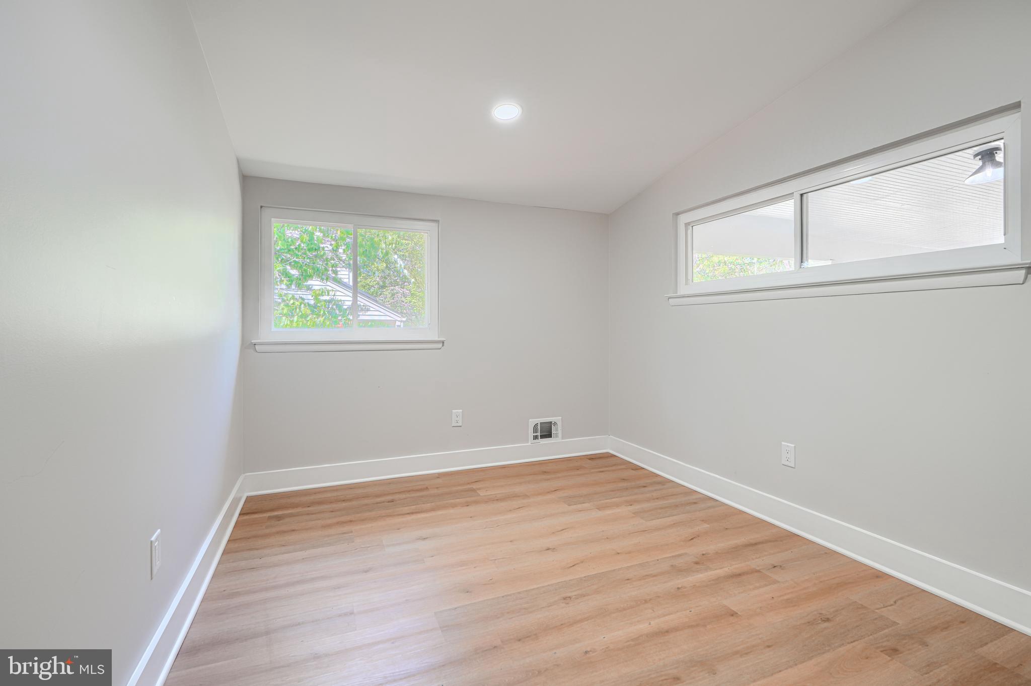 11514 Lovejoy Street Silver Spring, MD 20902 - Photo 51 of 73