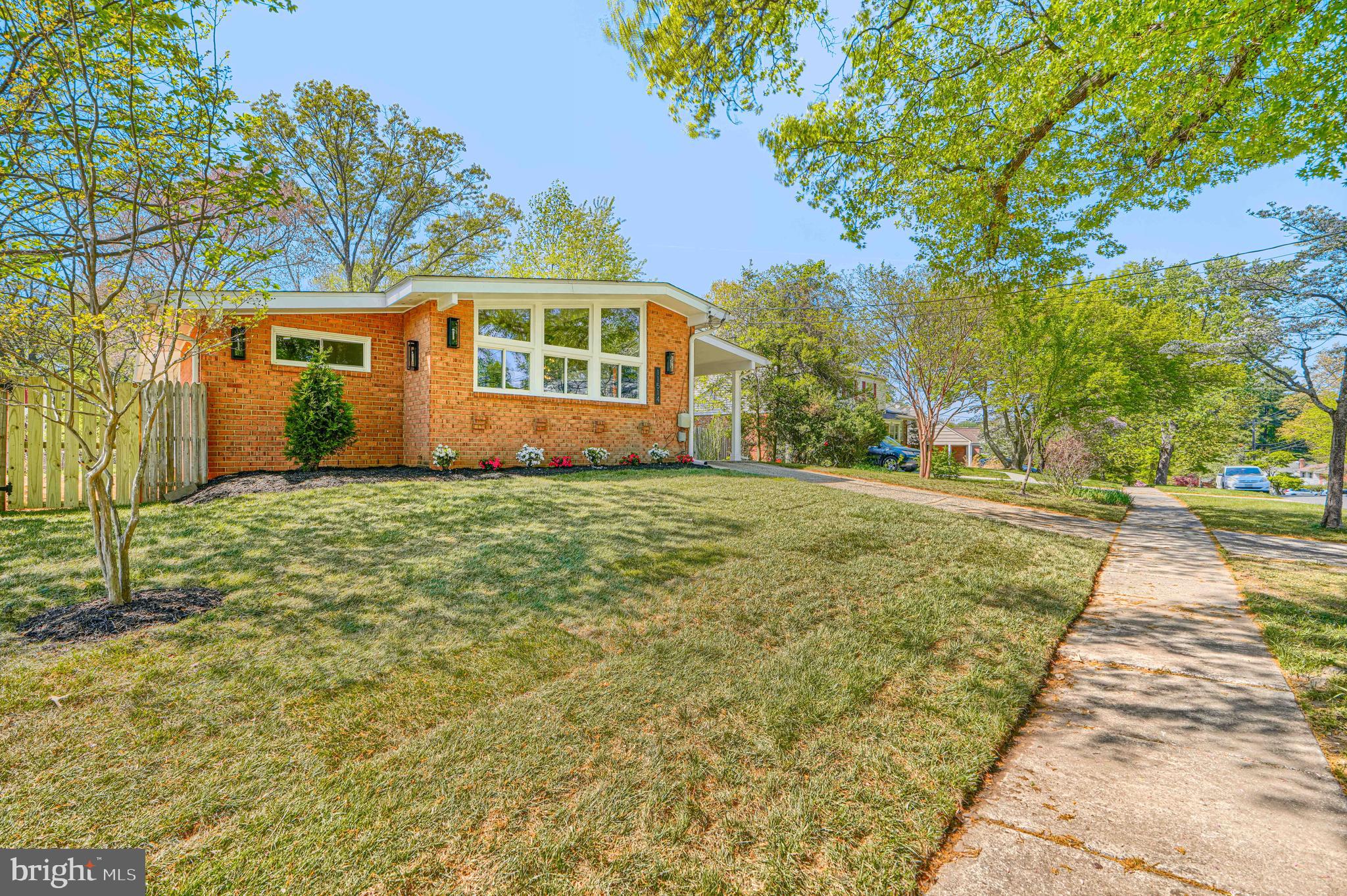 11514 Lovejoy Street Silver Spring, MD 20902 - Photo 7 of 73