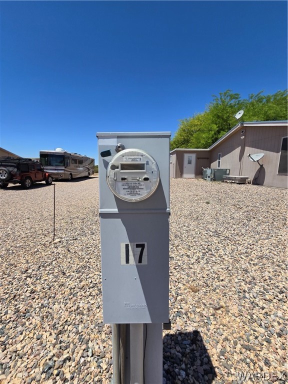 4950-17 Apache Road Golden Valley, AZ 86413 - Photo 13 of 100 a front view of a house with parking space