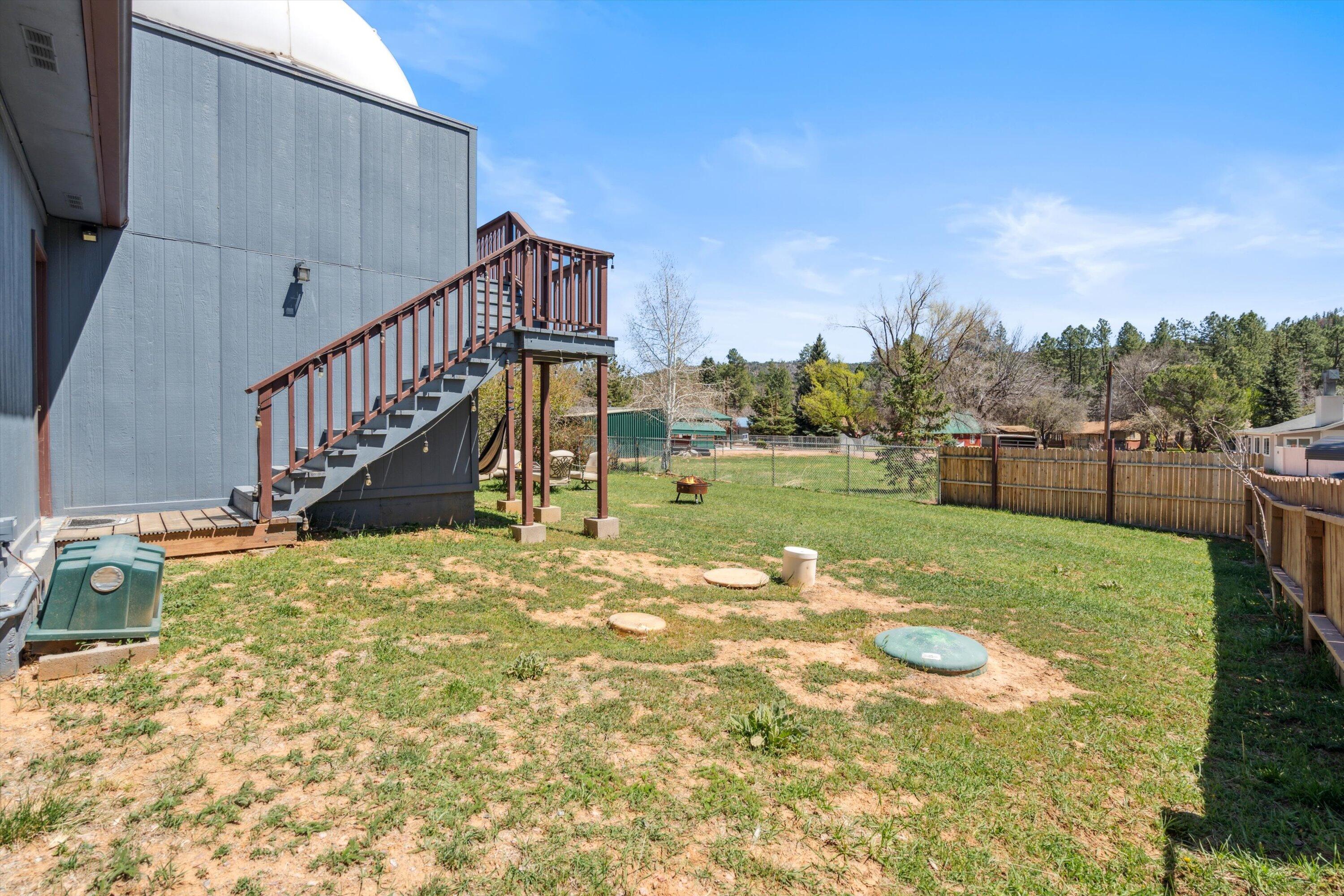 9055 Juniper Road Pine, AZ 85544 - Photo 22 of 39 24-Backyard