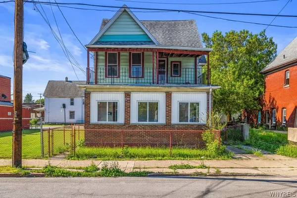 $114,900 | 1823 Whitney Avenue, Niagara Falls, NY 14301