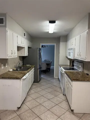 $155,000 | 976 Sunmeadow Drive, Beaumont, TX 77706