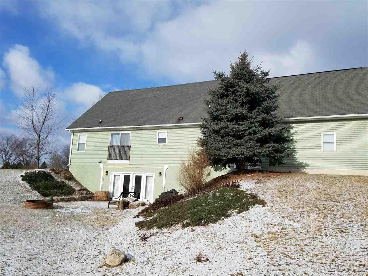 12663 Clinton Road Clinton, MI 49236 - Photo 3 of 32