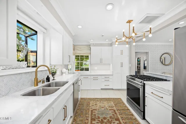 $1,395,000 | 2100 Rose Villa Street, Pasadena, CA 91107