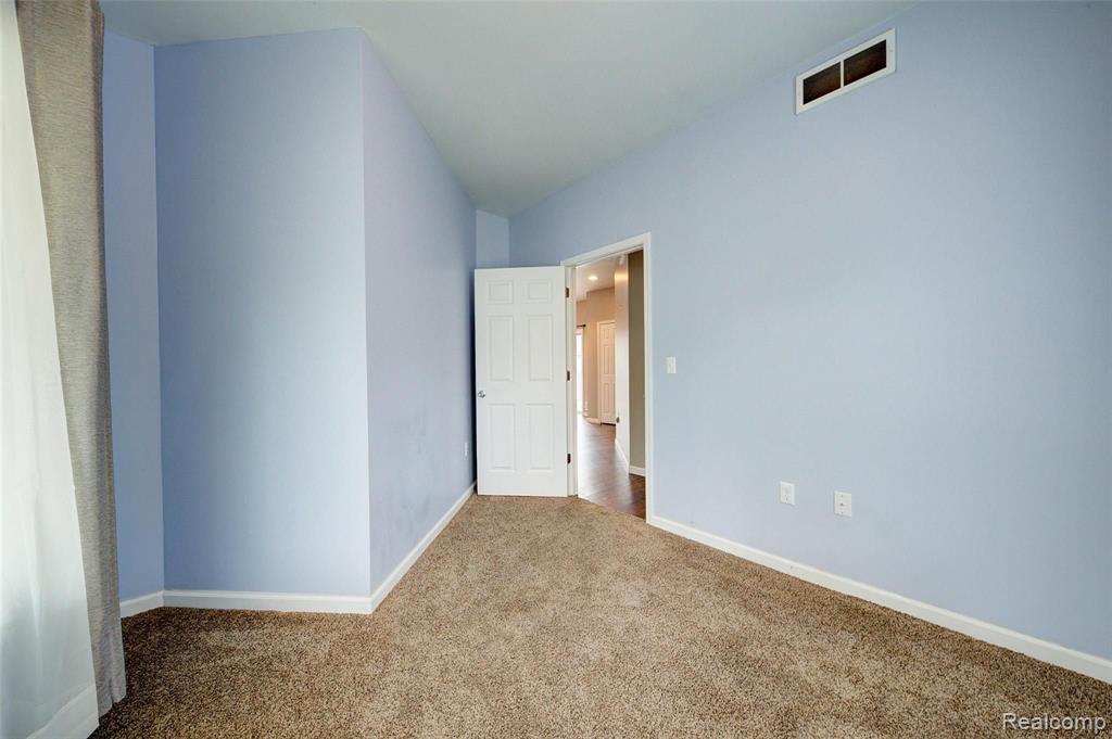 503 East Clinton Street Howell, MI 48843 - Photo 26 of 58