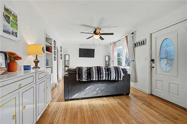 $219,950 | 2208 Northeast 56th Terrace, Gladstone, MO 64118