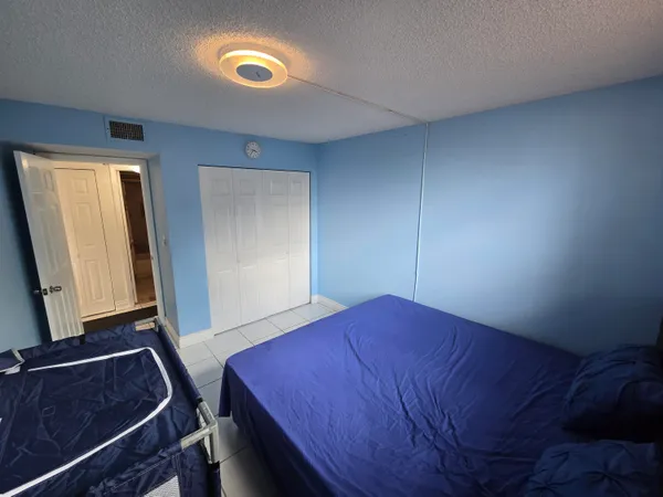 $185,000 | 6190 Woodlands Boulevard, Unit 311, Tamarac, FL 33319