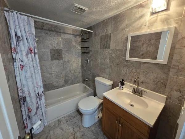 $185,000 | 6190 Woodlands Boulevard, Unit 311, Tamarac, FL 33319