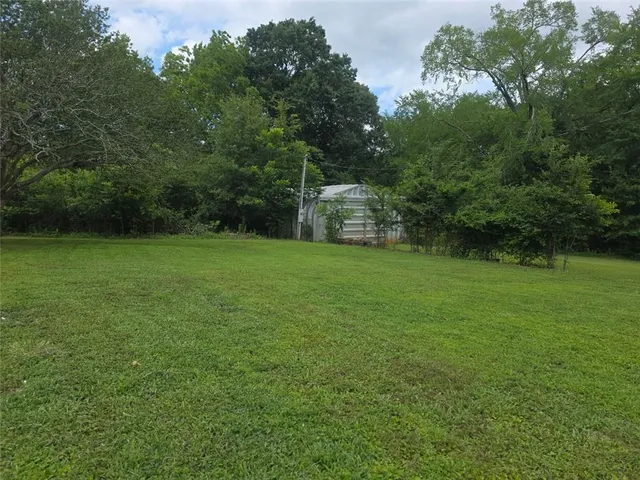 $2,200 | 220 Tuscarora Trail, Hartwell, GA 30643